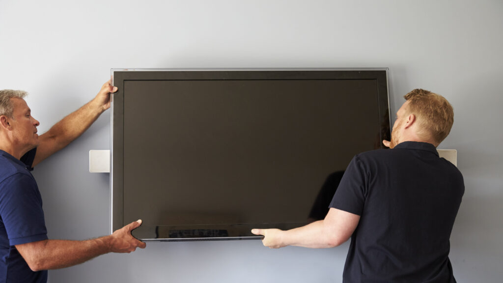 TV mounting service Montreal
